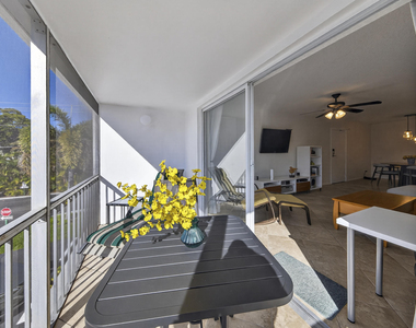 6457 Bay Club Drive - Photo Thumbnail 17