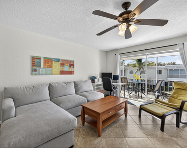 6457 Bay Club Drive - Photo Thumbnail 14