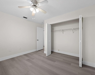 1329 Sw 151st Way - Photo Thumbnail 11