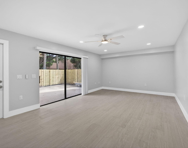 183 Charter Way - Photo Thumbnail 3