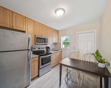 1201 Ne 2nd Avenue - Photo Thumbnail 12