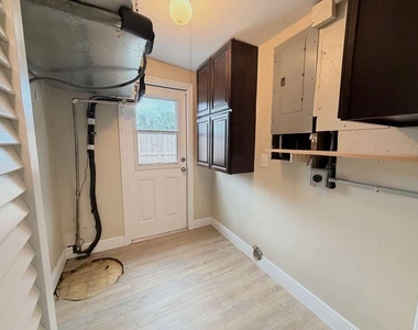 3640 Gull Road - Photo Thumbnail 17