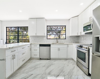 4190 Sw 4th Street - Photo Thumbnail 14
