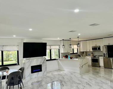 4190 Sw 4th Street - Photo Thumbnail 7