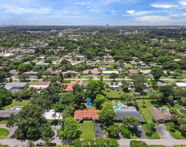 4190 Sw 4th Street - Photo Thumbnail 4