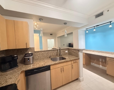 533 Ne 3rd Avenue - Photo Thumbnail 18