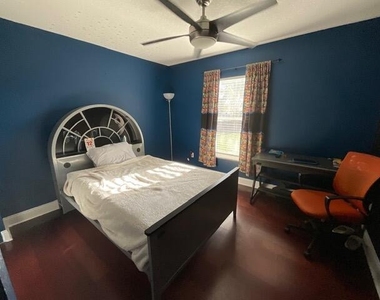1166 Sw Dorchester Street - Photo Thumbnail 14