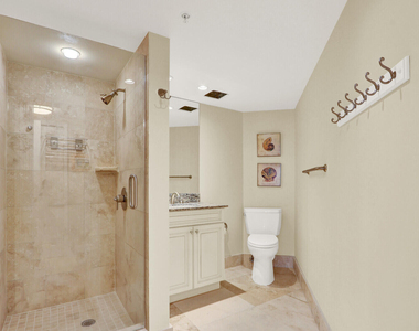 3000 N Ocean Drive - Photo Thumbnail 20