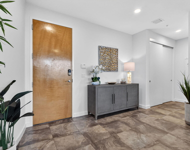 365 Se 6th Avenue - Photo Thumbnail 2