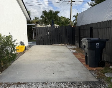 9052 Fountain Road - Photo Thumbnail 32