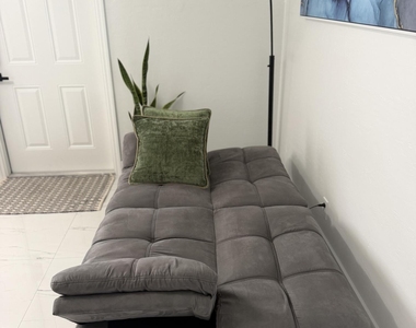 9052 Fountain Road - Photo Thumbnail 9