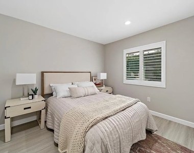 2720 E Melissa - Photo Thumbnail 5