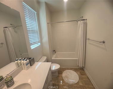 9509 Venetian - Photo Thumbnail 10