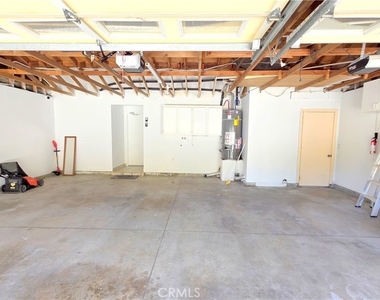 21355 Chirping Sparrow Road - Photo Thumbnail 32