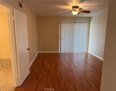 25861 Mccall Boulevard - Photo Thumbnail 6