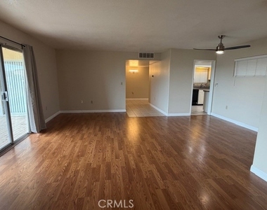 25861 Mccall Boulevard - Photo Thumbnail 5