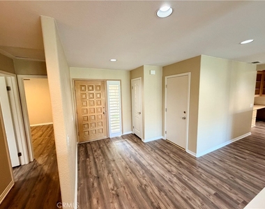 38441 Oaktree Loop - Photo Thumbnail 5