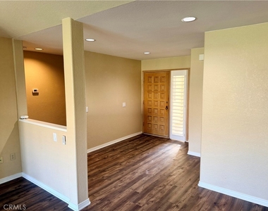38441 Oaktree Loop - Photo Thumbnail 4
