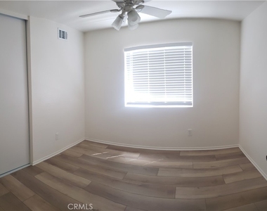3080 Hampton Avenue - Photo Thumbnail 9