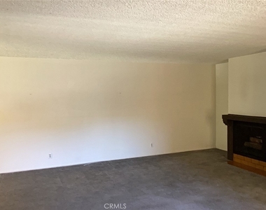 42935 15th Street W - Photo Thumbnail 2
