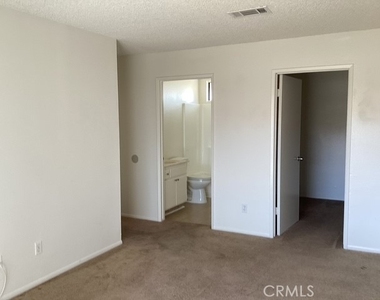 43942 18th Street E - Photo Thumbnail 10
