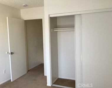 43942 18th Street E - Photo Thumbnail 7