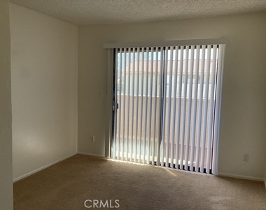 43942 18th Street E - Photo Thumbnail 6