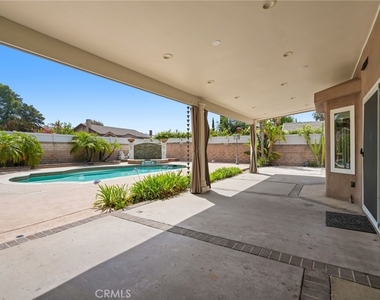 18835 Brasilia Drive - Photo Thumbnail 21