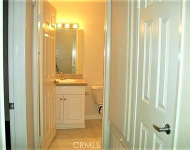 5510 Owensmouth Avenue - Photo Thumbnail 16