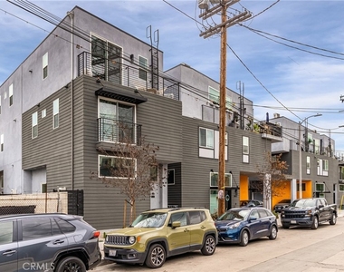 3032 N Coolidge - Photo Thumbnail 28