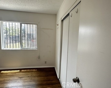 6821 11th Avenue - Photo Thumbnail 13