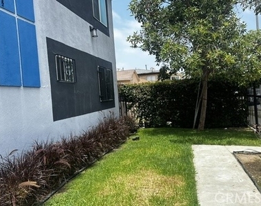 6821 11th Avenue - Photo Thumbnail 2