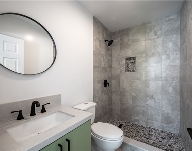 745 1/2 W 106th Street - Photo Thumbnail 9