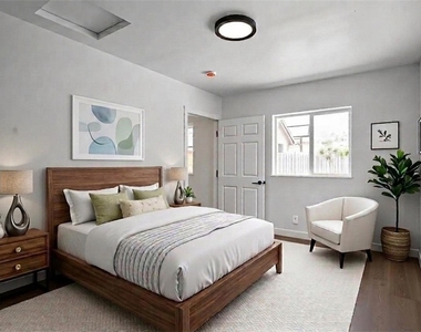 745 1/2 W 106th Street - Photo Thumbnail 2