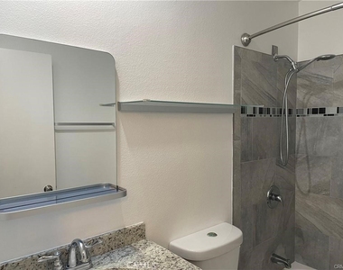 5770 Laguna - Photo Thumbnail 7