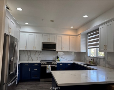 2271 Yarbough - Photo Thumbnail 2