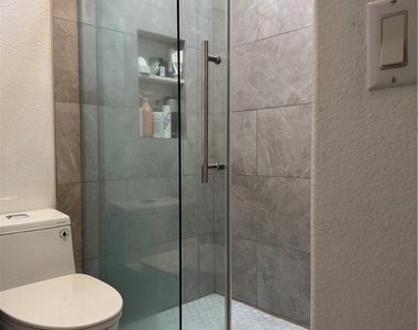 2271 Yarbough - Photo Thumbnail 6