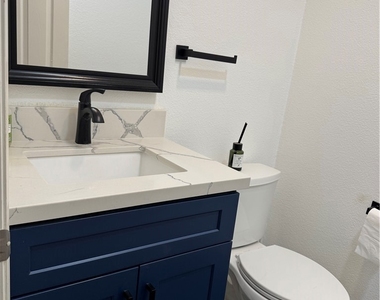 2271 Yarbough - Photo Thumbnail 5