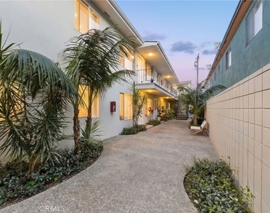 3020 E 3rd - Photo Thumbnail 7