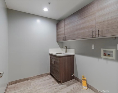 716 N Juanita Avenue - Photo Thumbnail 57