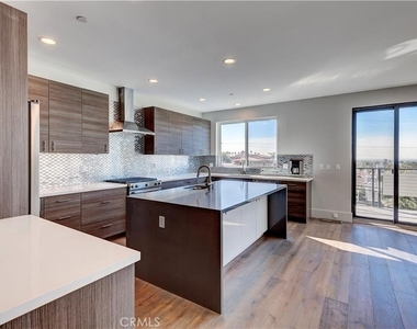 716 N Juanita Avenue - Photo Thumbnail 26