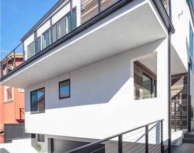 716 N Juanita Avenue - Photo Thumbnail 60