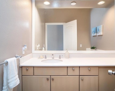 3804 W Sandia Creek - Photo Thumbnail 8