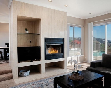 3804 W Sandia Creek - Photo Thumbnail 4