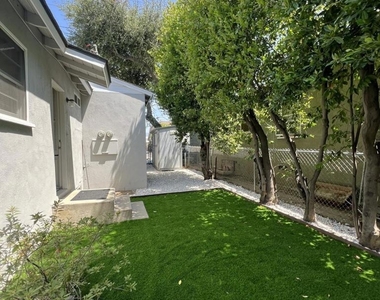 255 E Center Street - Photo Thumbnail 16