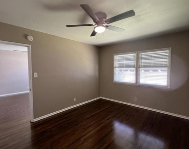 255 E Center Street - Photo Thumbnail 11