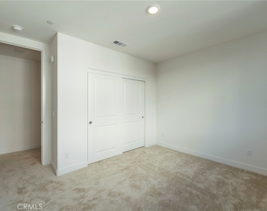 121 Baluster - Photo Thumbnail 24