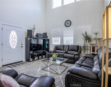 12751 Hazel Ave - Photo Thumbnail 5