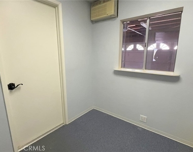 5418 Saratoga - Photo Thumbnail 22