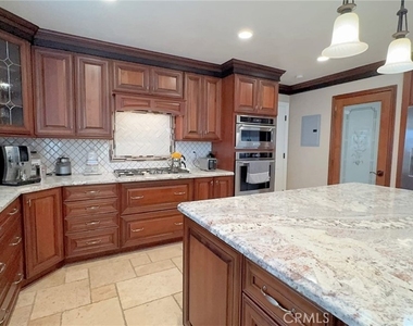 5418 Saratoga - Photo Thumbnail 1